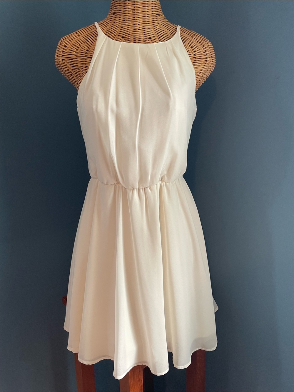 Miami Sleeveless Halter Neck Dress Cream Size Small Elastic Waist EUC